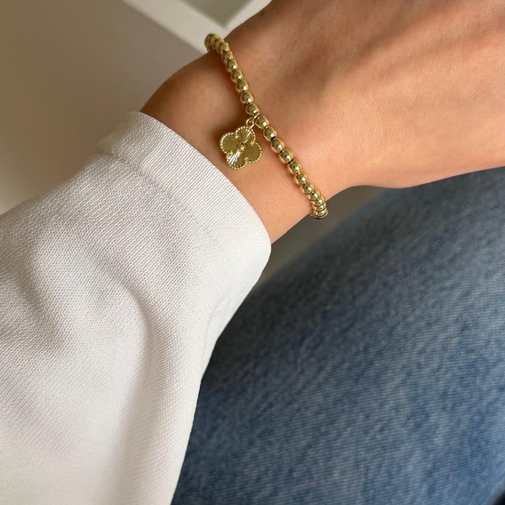 Vergoldetes Kleeblatt Perlenarmband ✨
